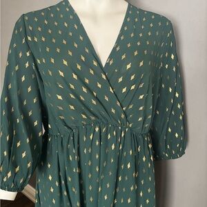 Elegant Green and Gold Women's Dress